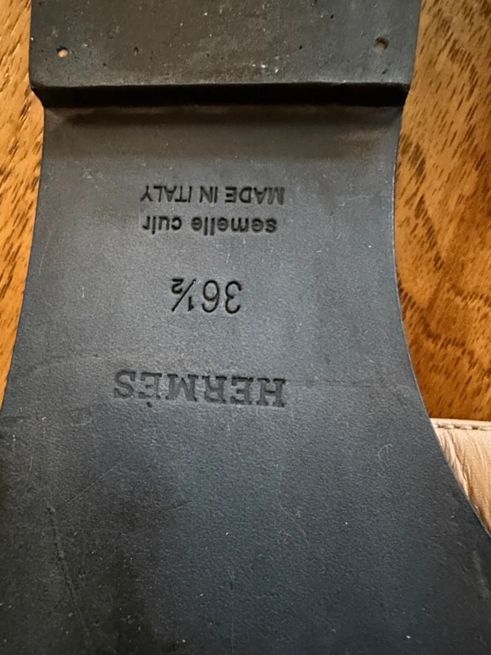 Auth. Hermes Oran Leather Slide Sandals in Taupe w printed insole - Women - Picture 5 of 12